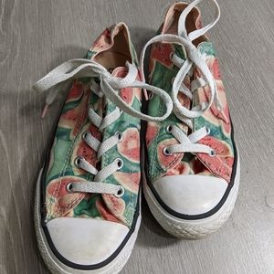 COPY - Girl's Converse size 2.5 watermelon all st…
